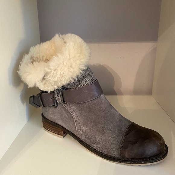 Matt Bernson Tundra Shearling Boots - Picture 4 of 6